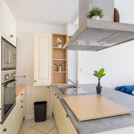 شقة Port De La Gavine-24 By Interhome *
