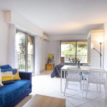 Port De La Gavine-24 By Interhome * Hyères