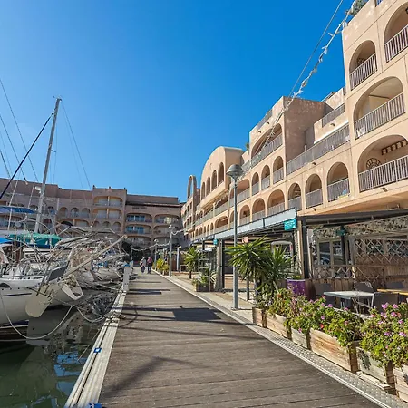 公寓 Port De La Gavine-24 By Interhome 耶尔