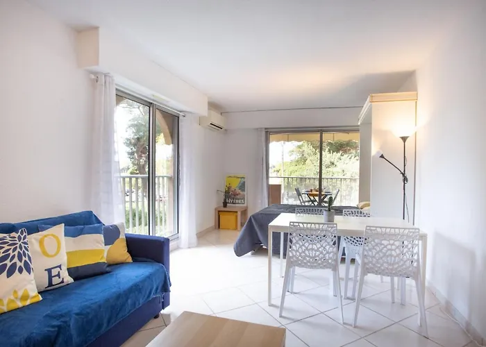 Port De La Gavine-24 By Interhome * Hyères